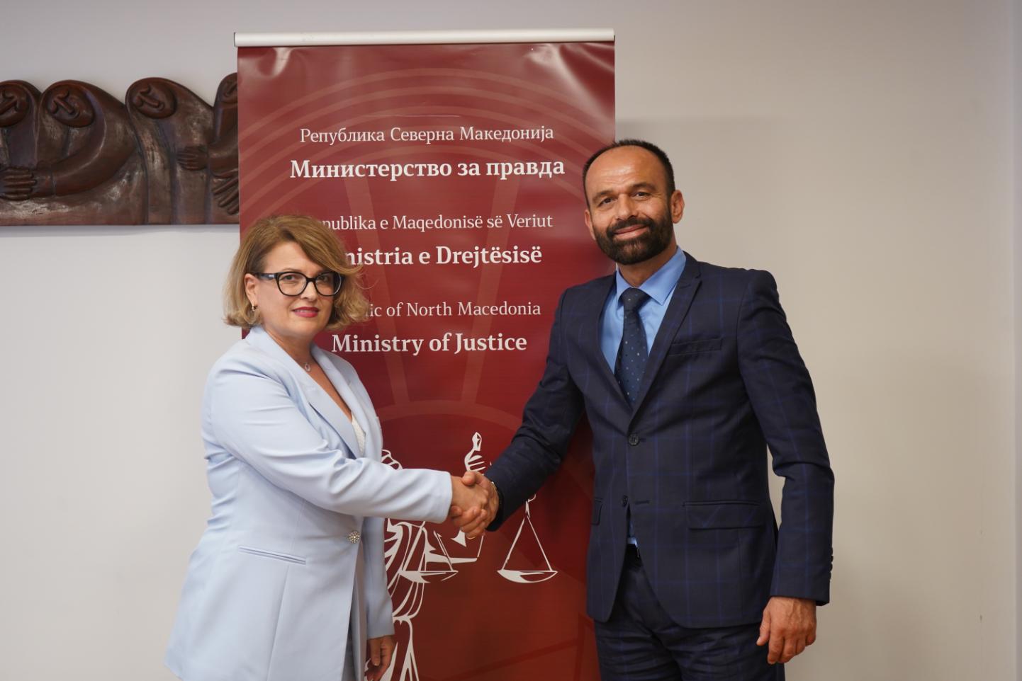 zaednicka zalozba za poefikasen i potransparenten notarijat image tU4c
